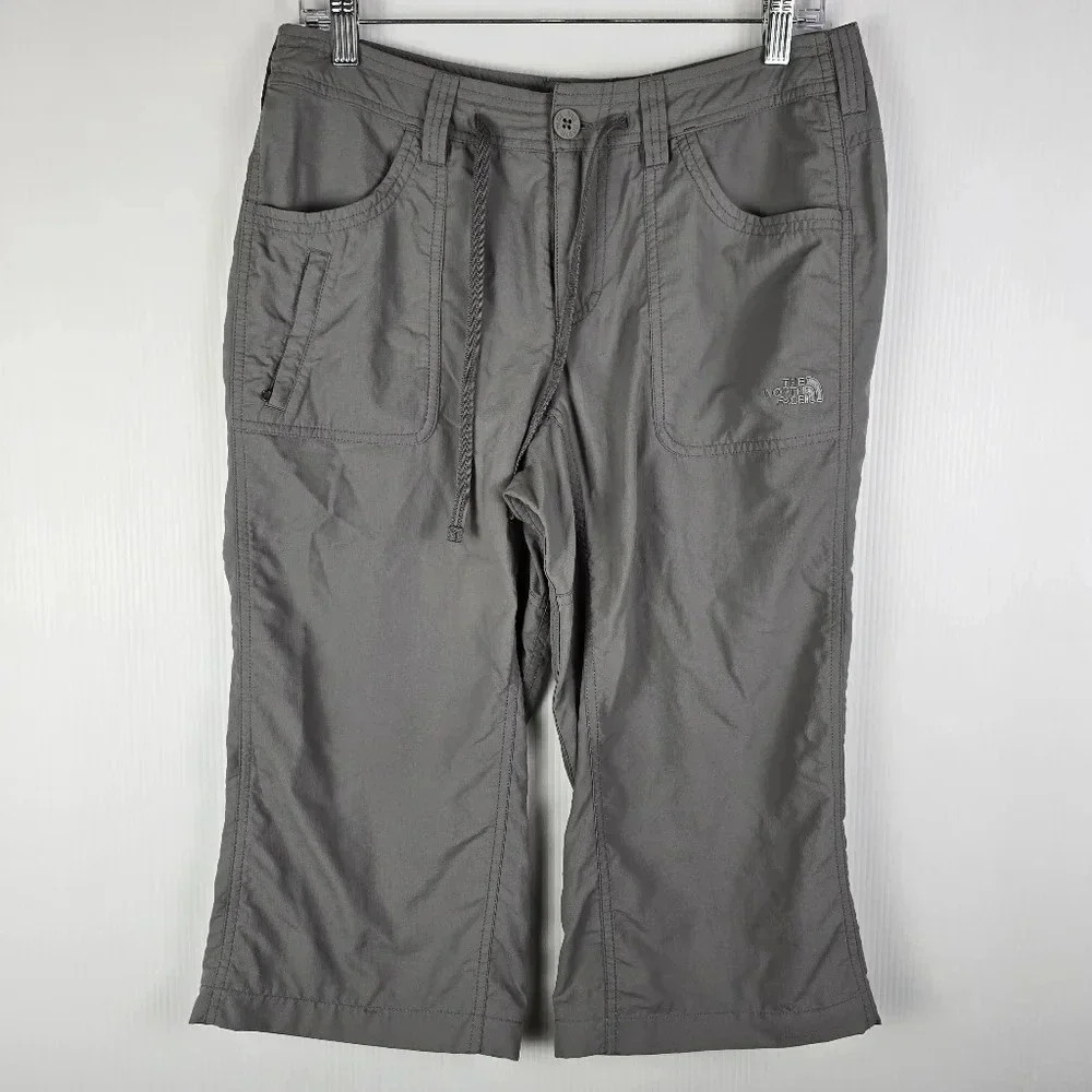 NWOT The North Face Women's Nylon Rip Stop Grey Capris Drawstring‎ Waist Size 8